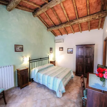 Farm stay Pian Di Cataverna
