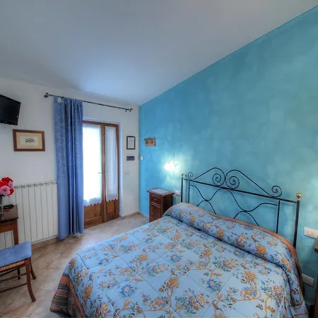 Lantgård Pian Di Cataverna