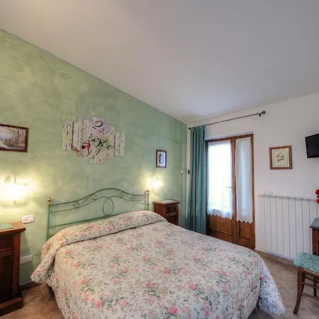 Lantgård Pian Di Cataverna